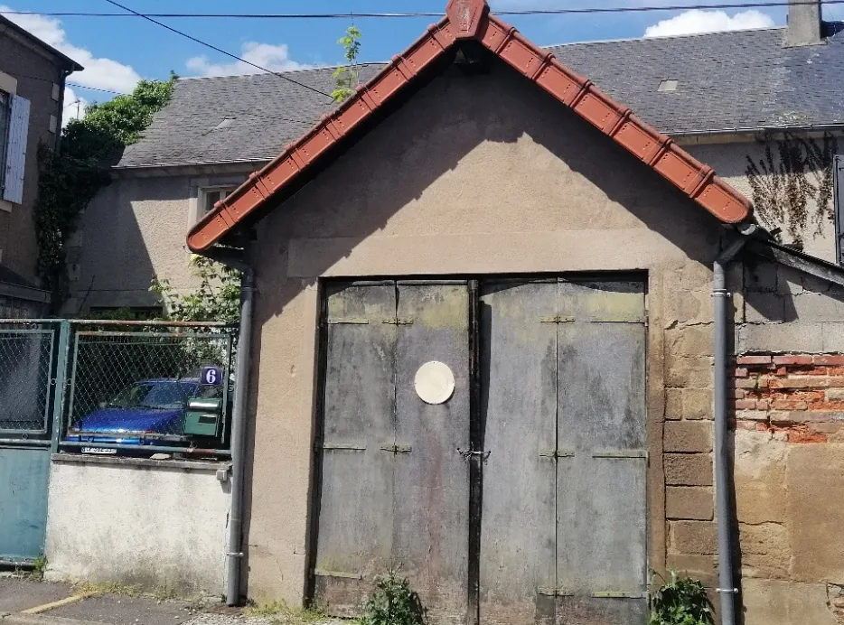 Opportunité d'achat maison de ville de 163 m² à Nevers avec garage et jardin 