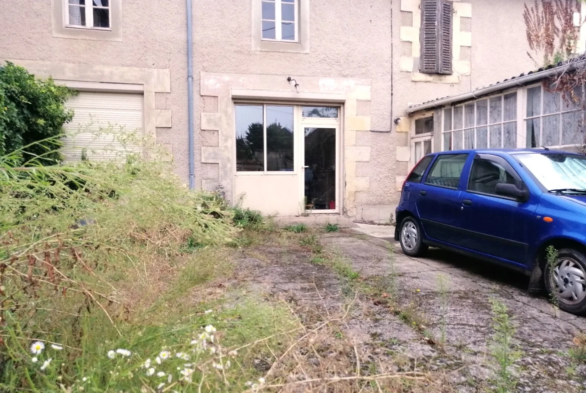 Opportunité d'achat maison de ville de 163 m² à Nevers avec garage et jardin 