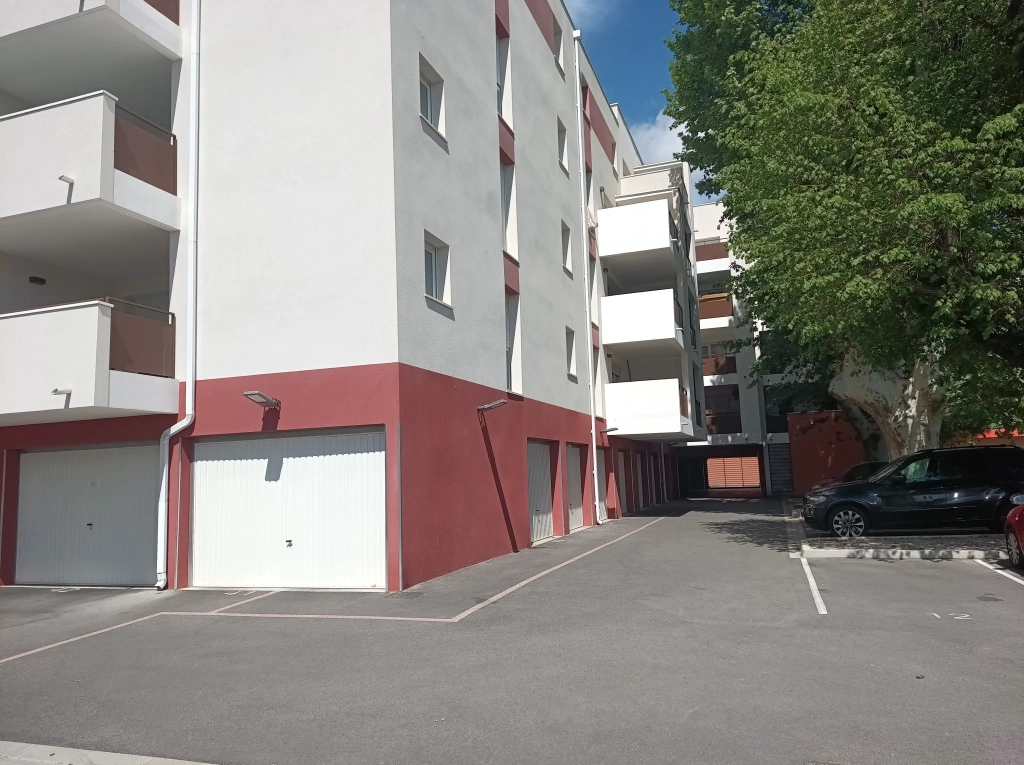 Bel appartement neuf F3 avec terrasse et stationnement à Perpignan