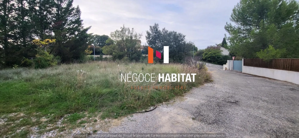 Terrain à bâtir de 986 m² à Lecques, hors lotissement, prêt à construire