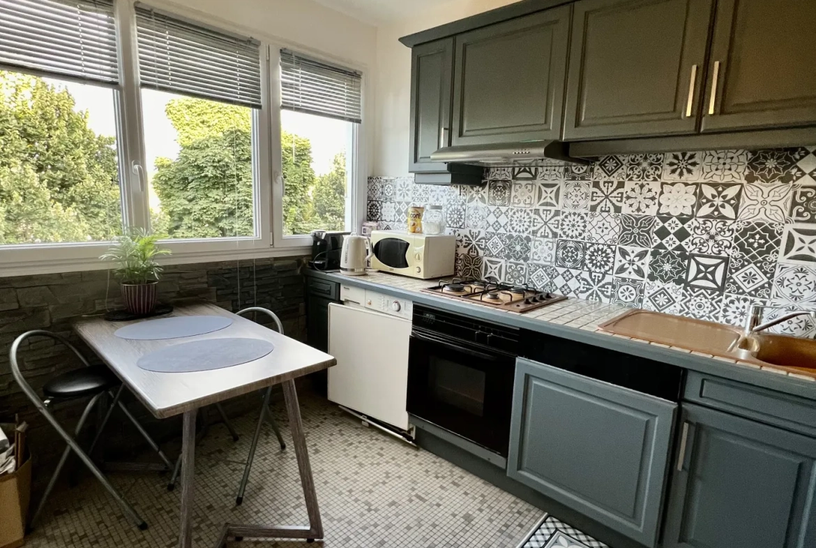 Appartement lumineux de 92 m² avec balcon en vente à Meulan-en-Yvelines 