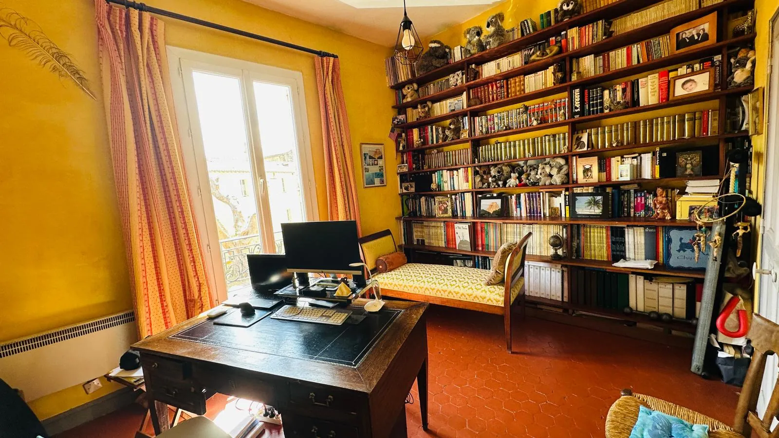 Appartement T5 de 103 m² à Avignon intra-muros, quartier des Teinturiers 