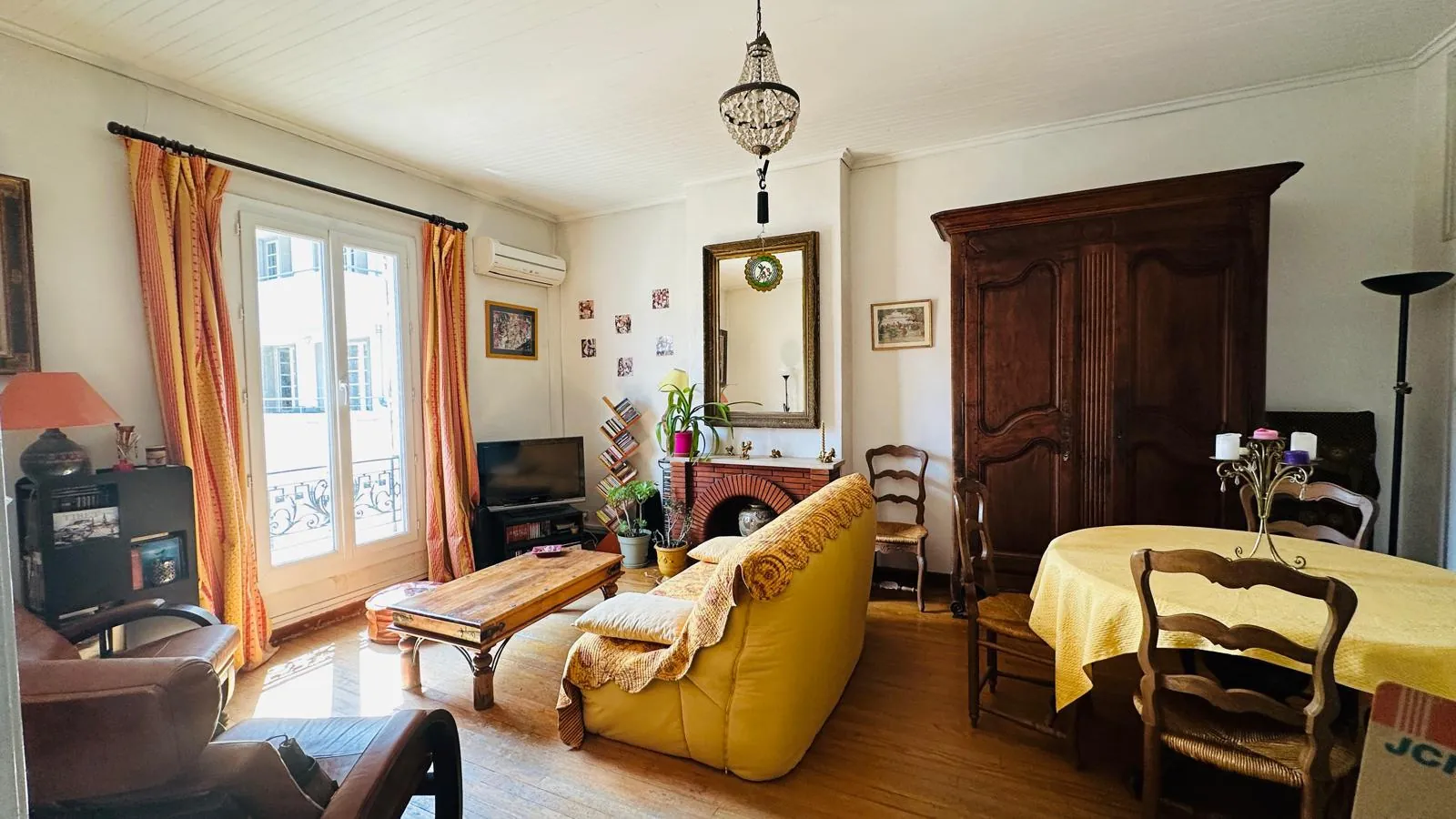 Appartement T5 de 103 m² à Avignon intra-muros, quartier des Teinturiers 