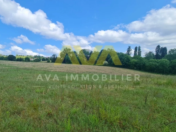 Terrain constructible de 2000 m² avec vue à Navarrenx - Opportunité