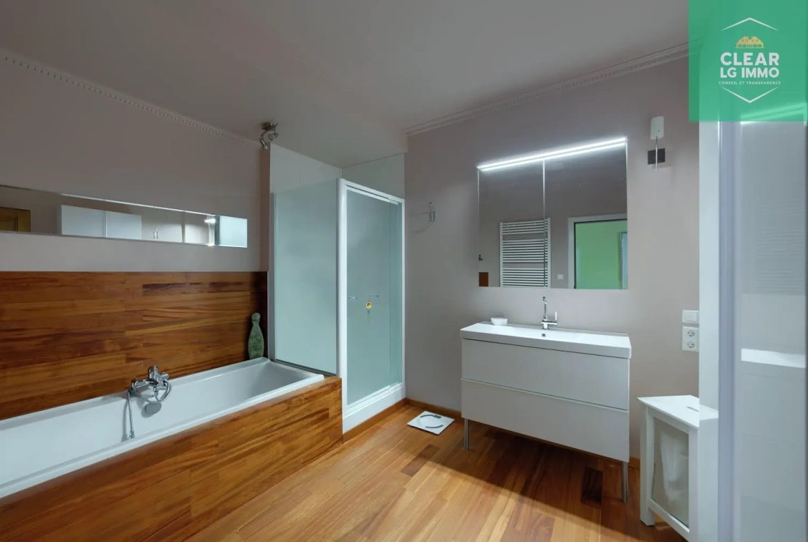 Maison mitoyenne rénovée à Terville - 80 m², 2 chambres, quartier calme 