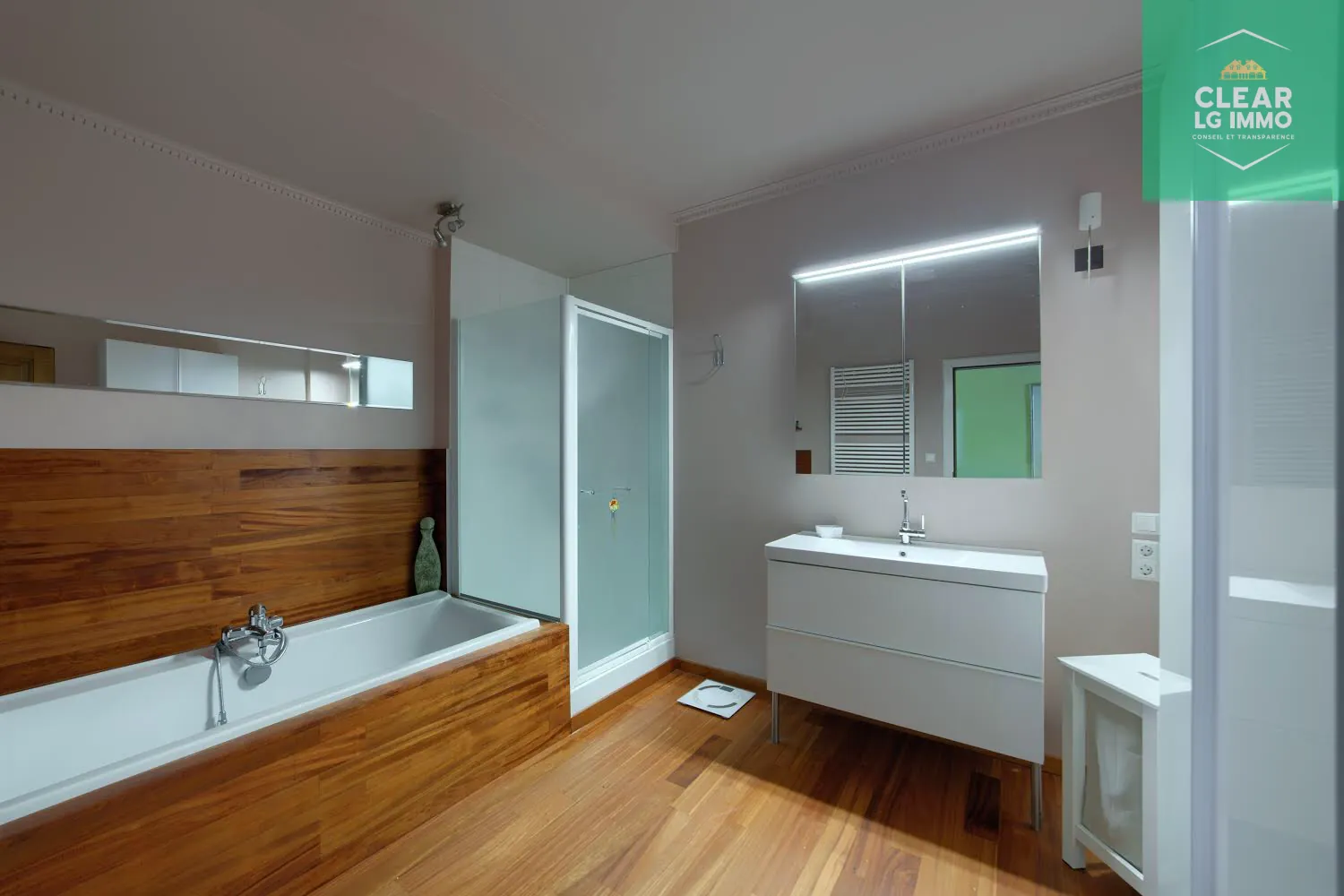 Maison mitoyenne rénovée à Terville - 80 m², 2 chambres, quartier calme 