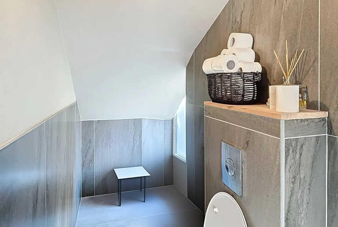 Magnifique maison récente à Béchy avec 3 chambres, garage et jacuzzi, proche de Rémilly 