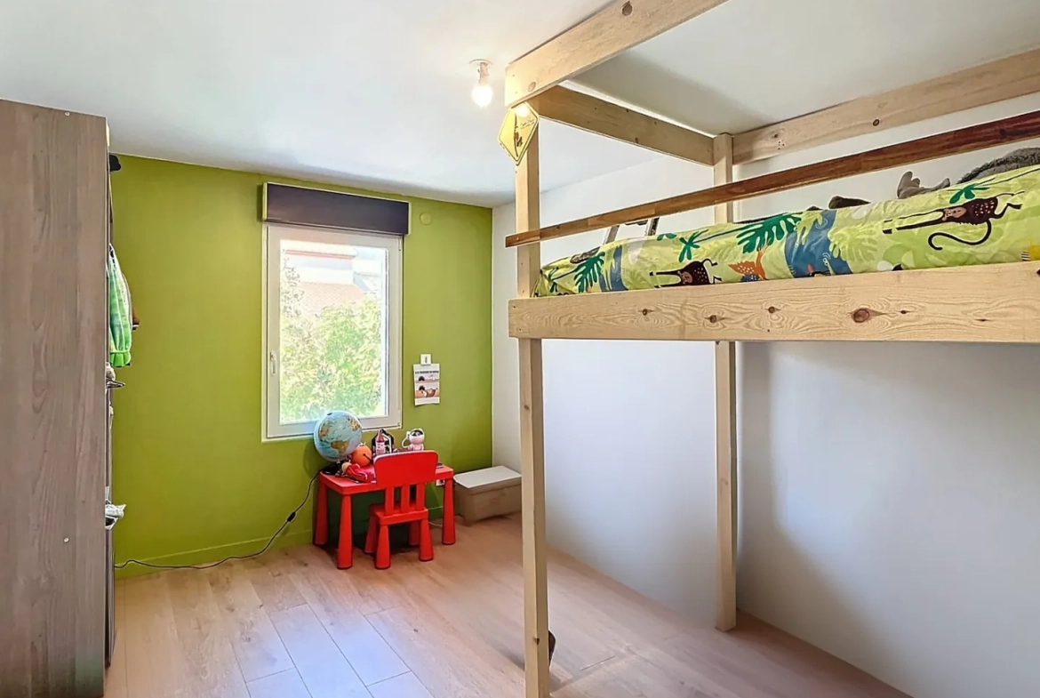 Magnifique maison récente à Béchy avec 3 chambres, garage et jacuzzi, proche de Rémilly 