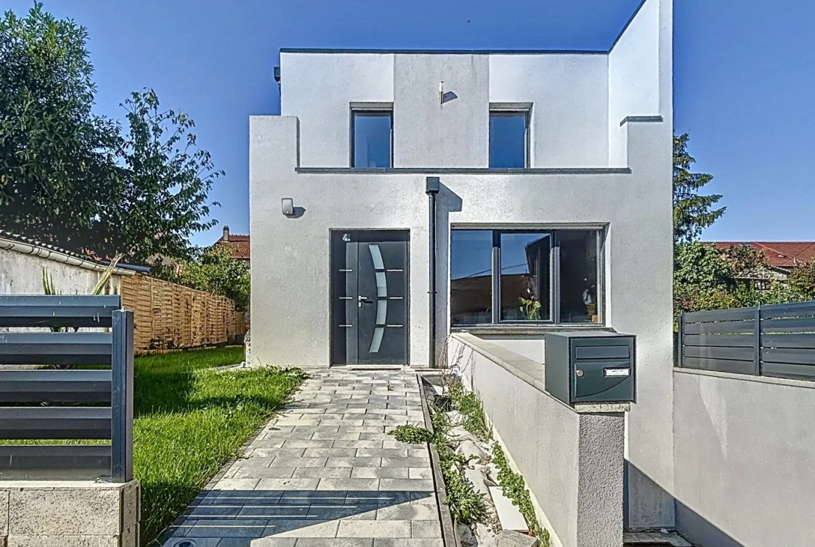 Magnifique maison récente à Béchy avec 3 chambres, garage et jacuzzi, proche de Rémilly 