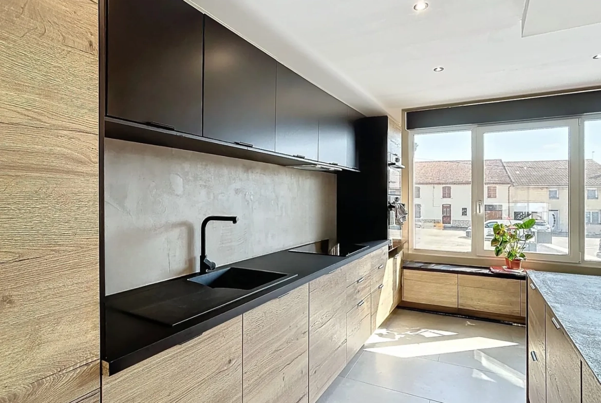 Magnifique maison récente à Béchy avec 3 chambres, garage et jacuzzi, proche de Rémilly 