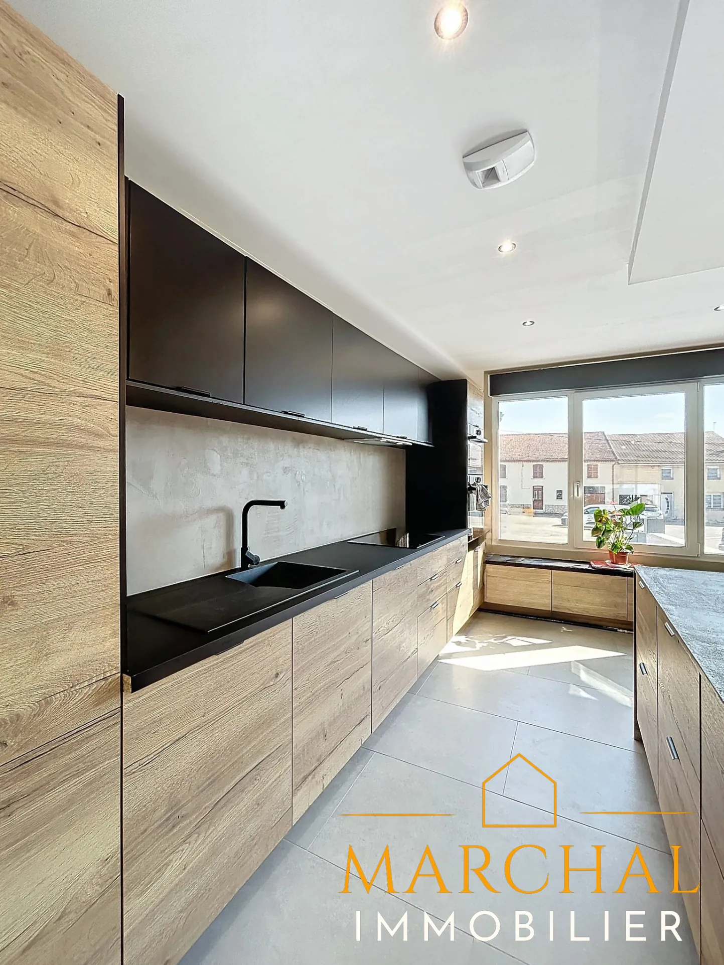 Magnifique maison récente à Béchy avec 3 chambres, garage et jacuzzi, proche de Rémilly 