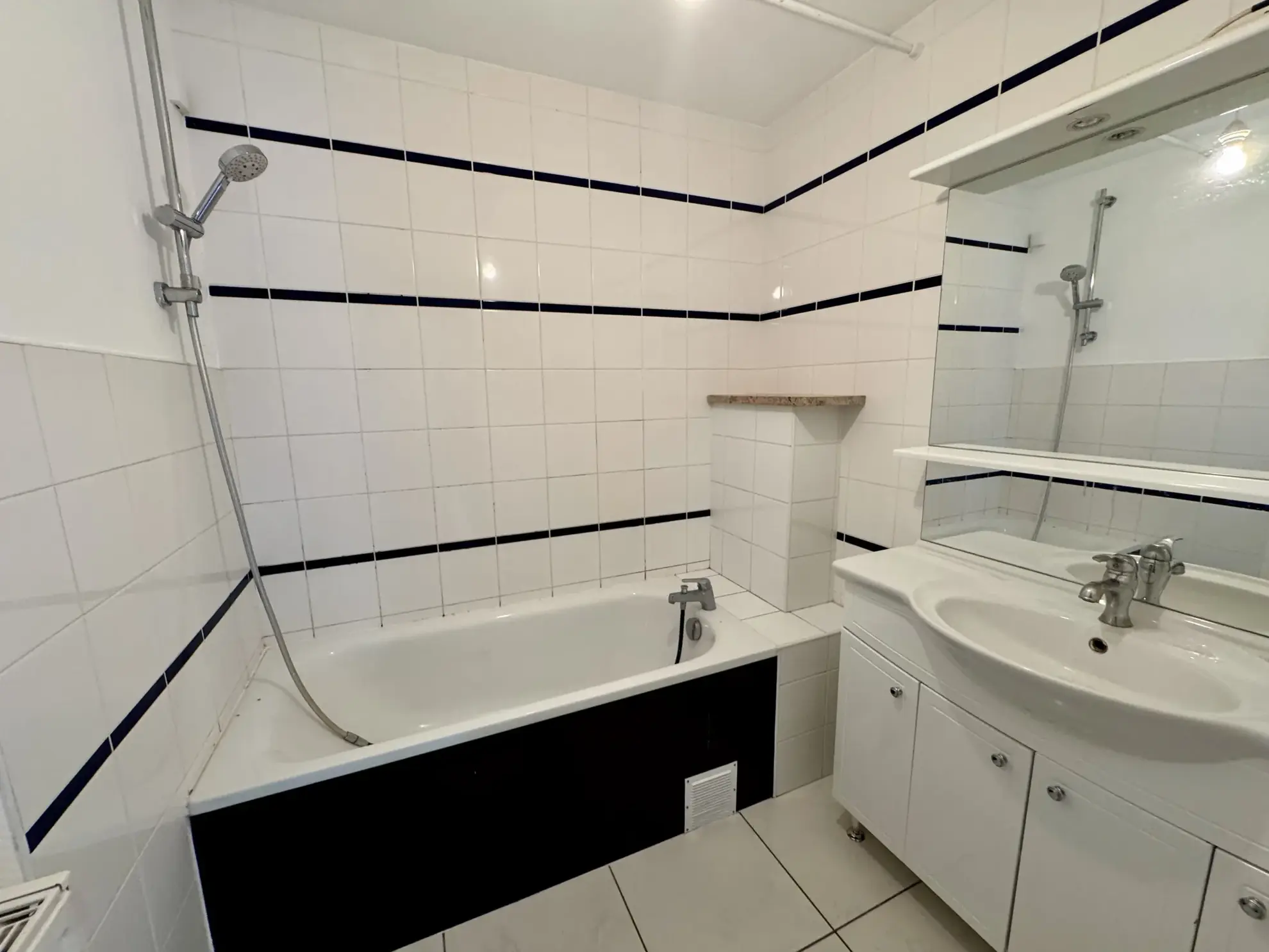 Vente maison mitoyenne de 111 m² avec 3 chambres à Saint-Avold 