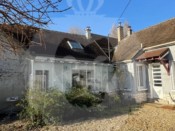 Charmante maison à Balloy avec grand terrain et dépendances, idéal pour coup de cœur