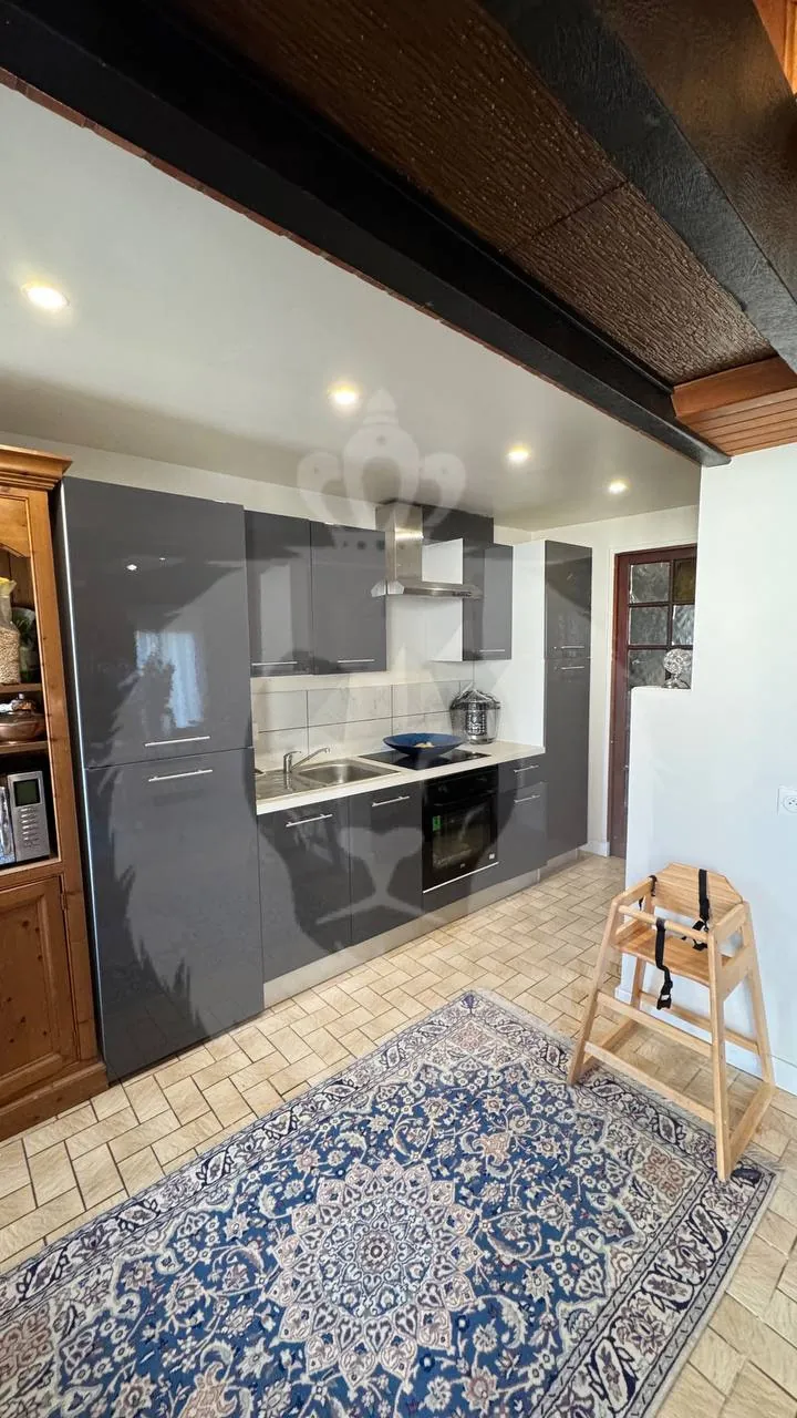 Charmante maison à Balloy avec grand terrain et dépendances, idéal pour coup de cœur 