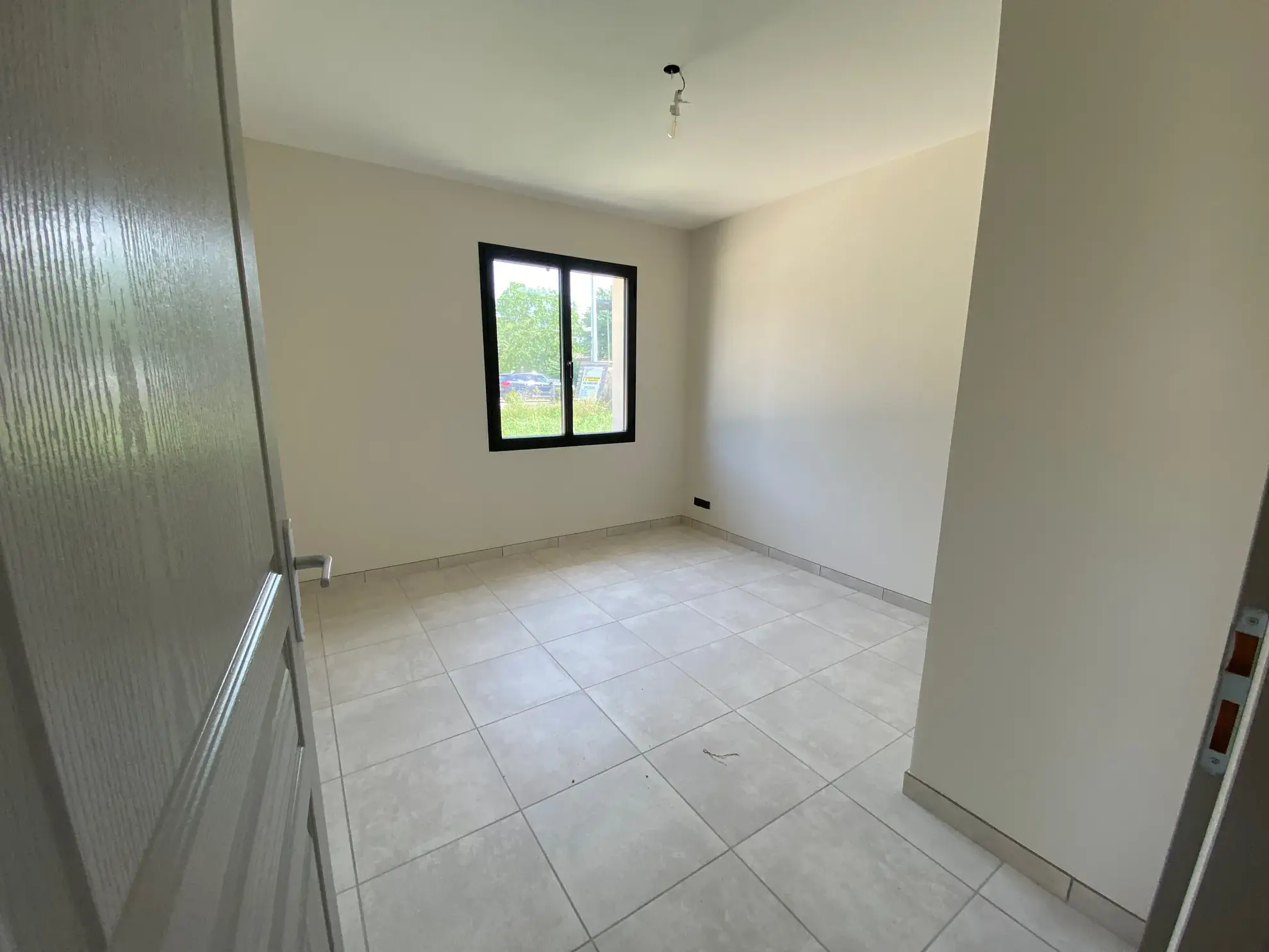 Maison neuve T4 avec jardin et confort moderne à Marsalès – Vente immédiate 