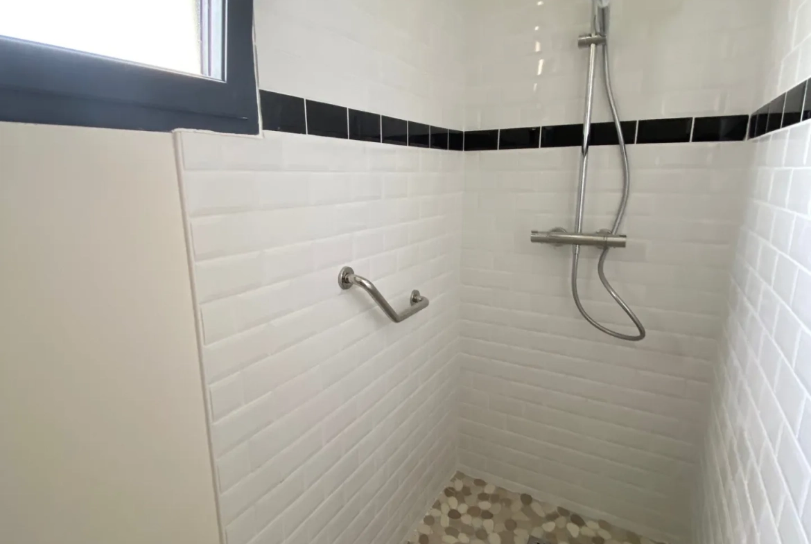 Maison neuve T4 avec jardin et confort moderne à Marsalès – Vente immédiate 