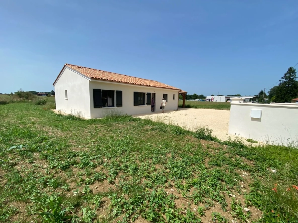 Villa neuve moderne avec 3 chambres à Marsalès, proche Monpazier