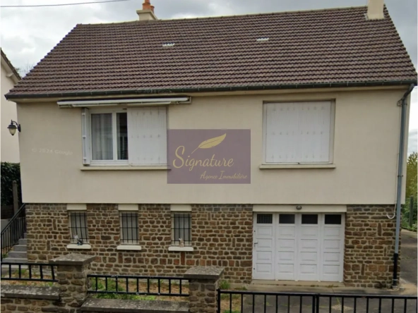 Maison indépendante avec grand terrain à La Chapelle Saint Aubin, 2 chambres, potentiel d’agrandissement