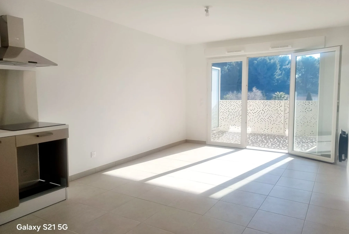 Appartement T2 neuf avec balcon plein sud à Istres - Résidence de standing 2024 