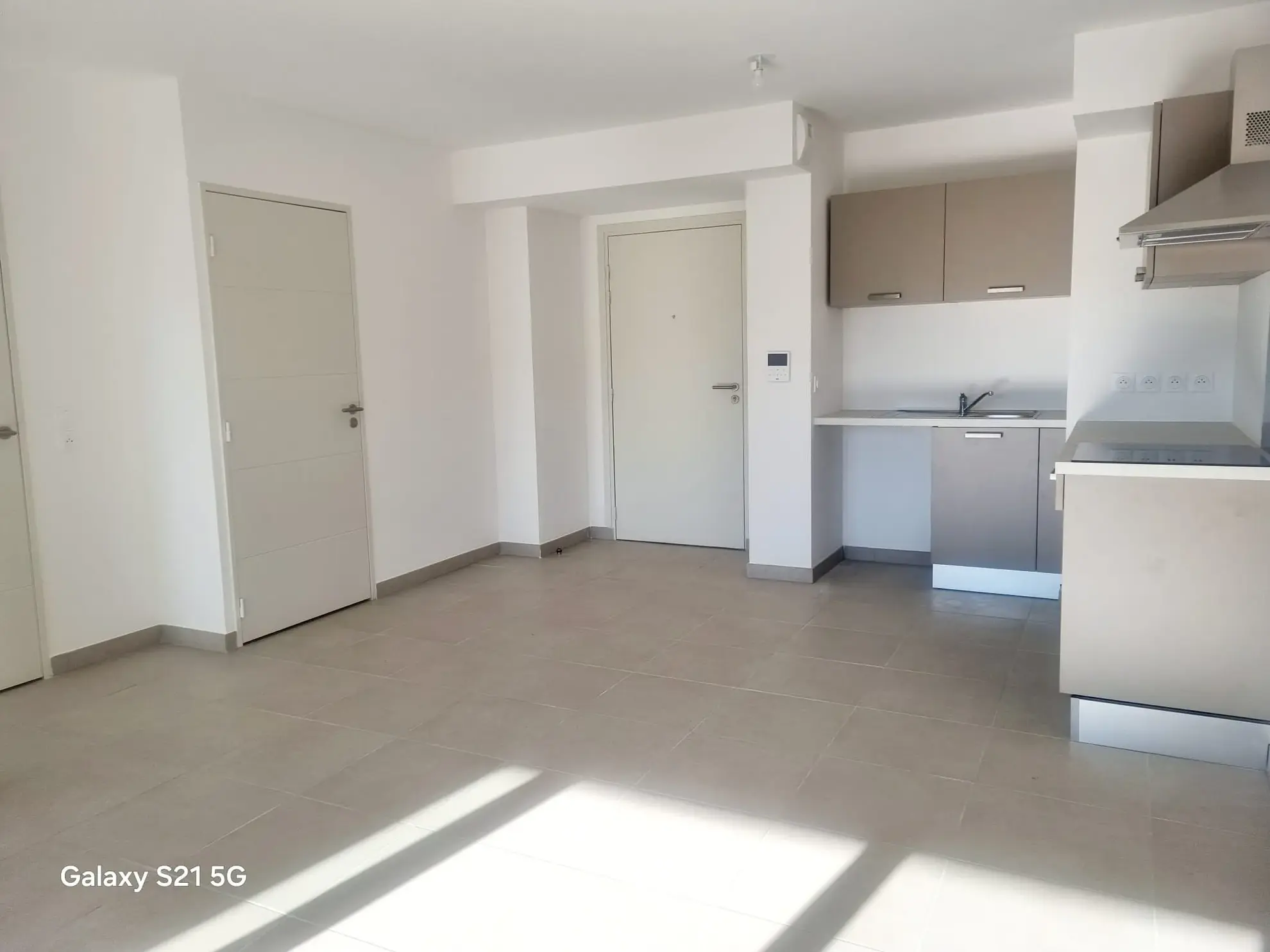Appartement T2 neuf avec balcon plein sud à Istres - Résidence de standing 2024 