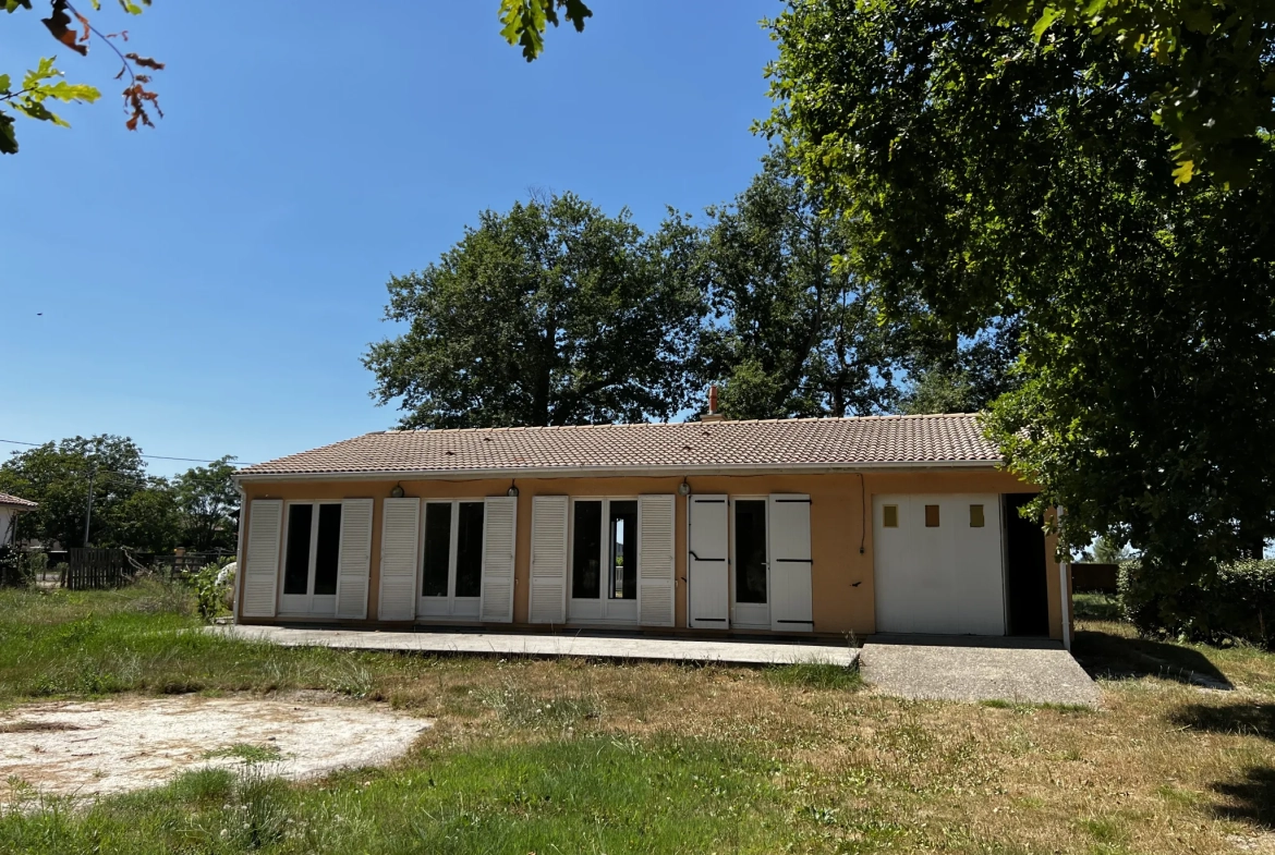 Maison 3 chambres avec grand terrain arboré à Langon 