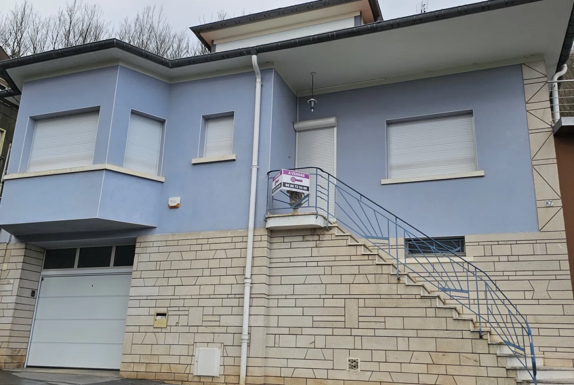 Villa à vendre à Herserange avec terrasse, 3 chambres, garage et jardin 