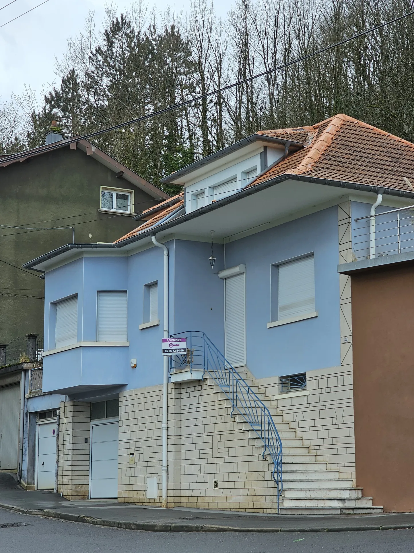 Villa à vendre à Herserange avec terrasse, 3 chambres, garage et jardin 