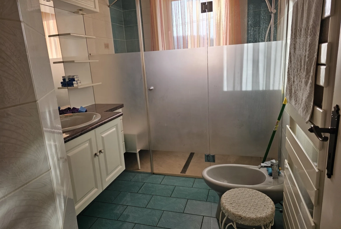 Villa à vendre à Herserange avec terrasse, 3 chambres, garage et jardin 