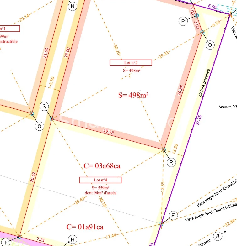 Terrain constructible de 498 m² à Messac - Prix attractif et proche commodités 