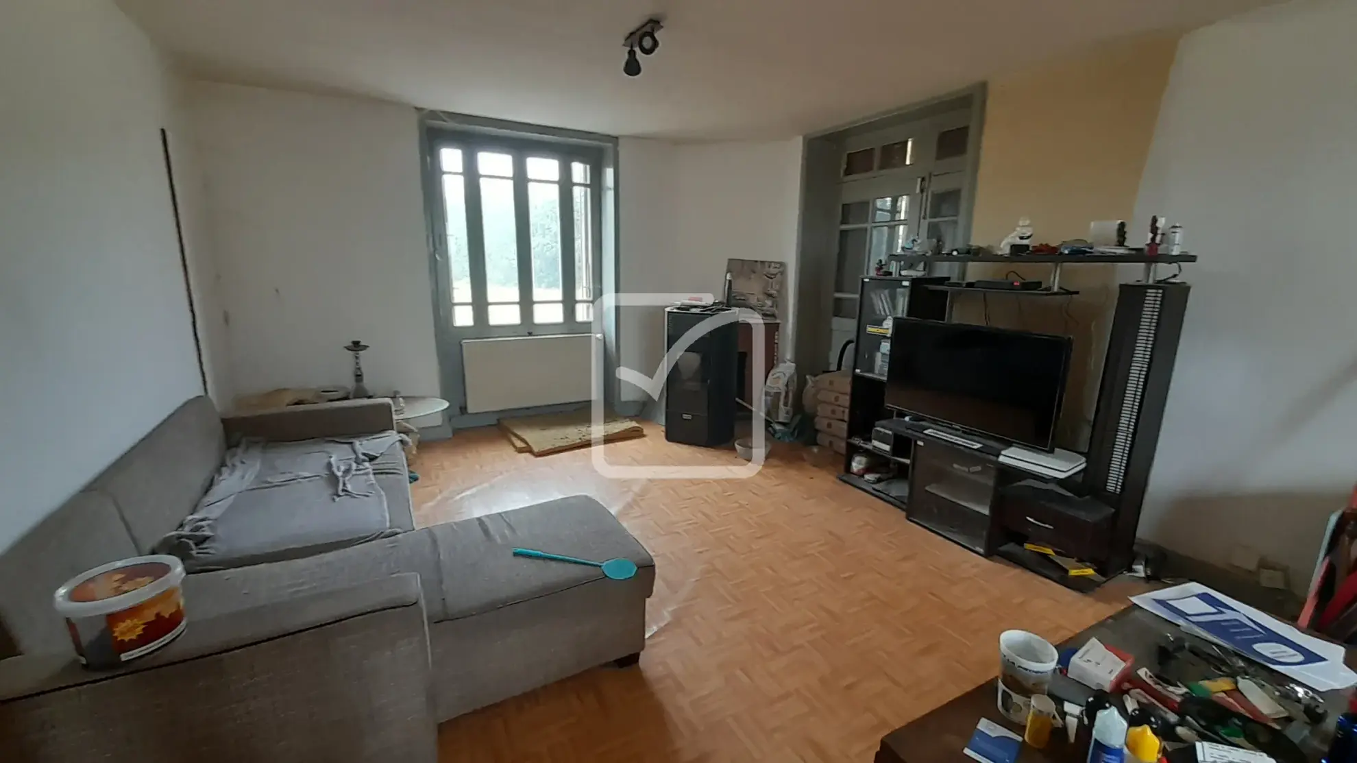 Charmante bâtisse à rénover avec appartement indépendant à Cressensac 