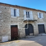 Charmante bâtisse à rénover avec appartement indépendant à Cressensac