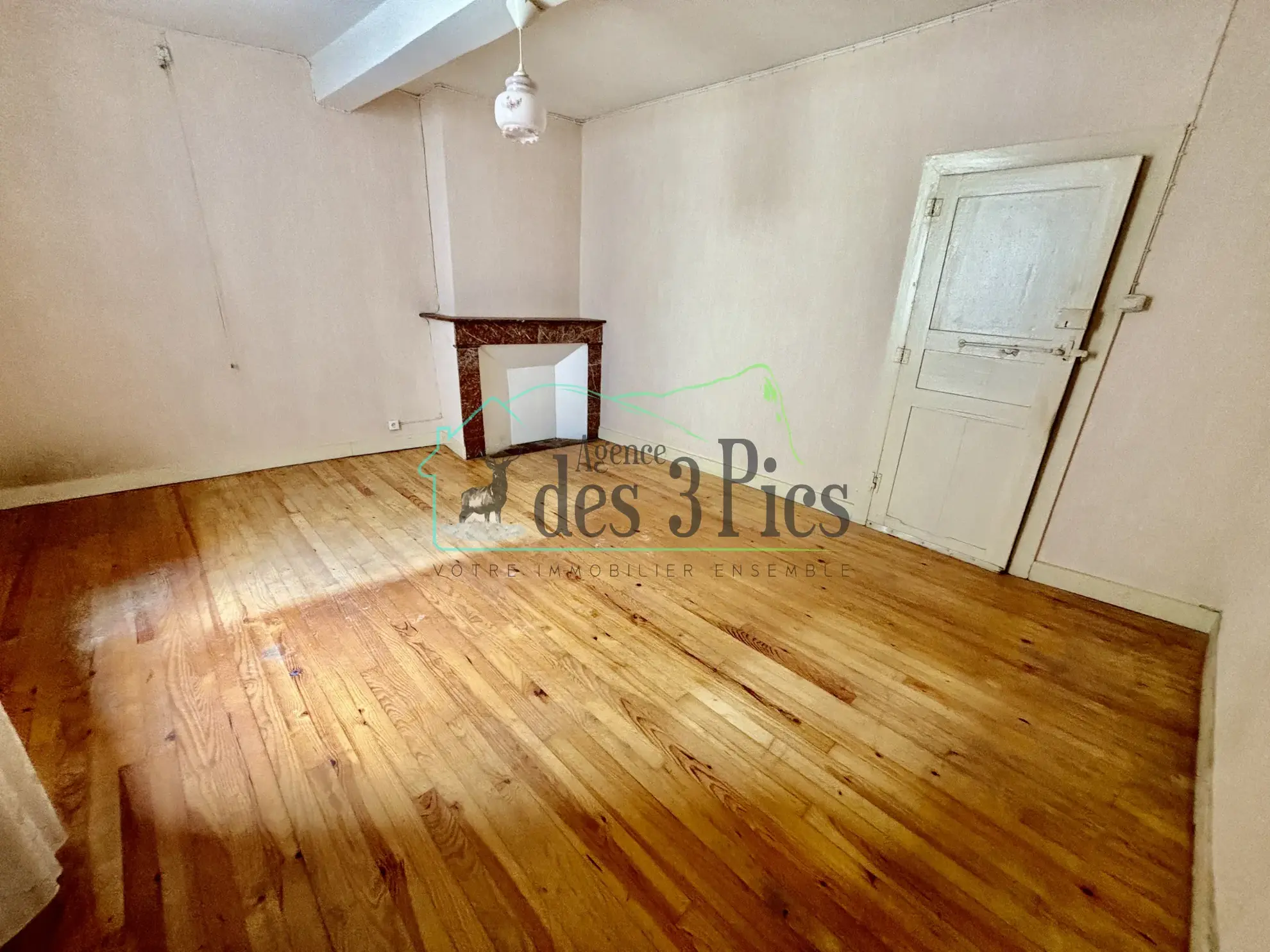 Maison de village à Saint-Lizier de 80 m² à rénover 