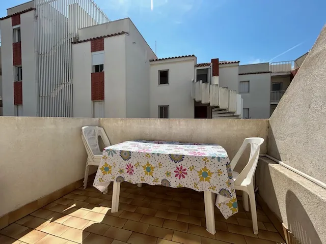 Appartement T2 à Frontignan Plage avec Terrasse, Parking et Vue Mer à Vente 