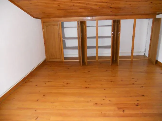 Belle maison de 155 m² avec 5 chambres à Beaupuy proche Marmande 