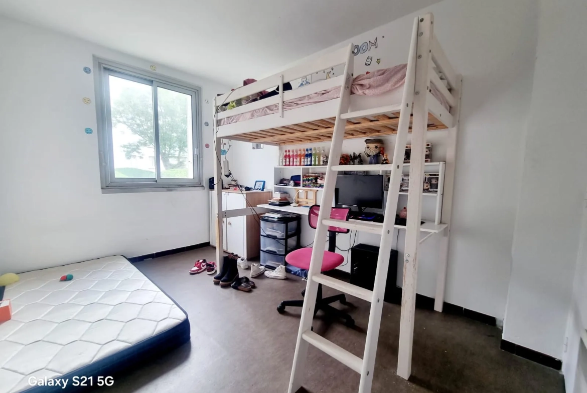 Appartement 3 pièces à Martigues de 58 m² avec balcon et loggia 