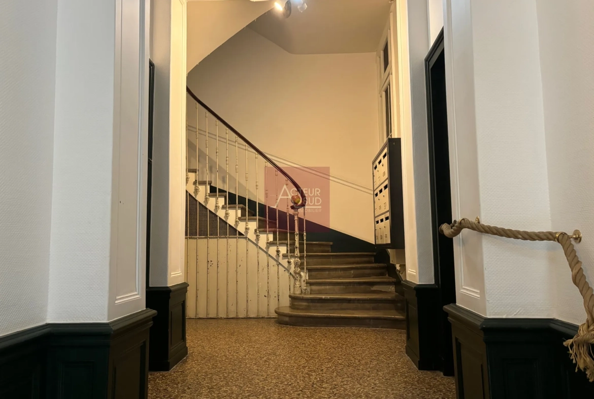 Appartement 3 pièces rénové à Montpellier Centre avec balcons 