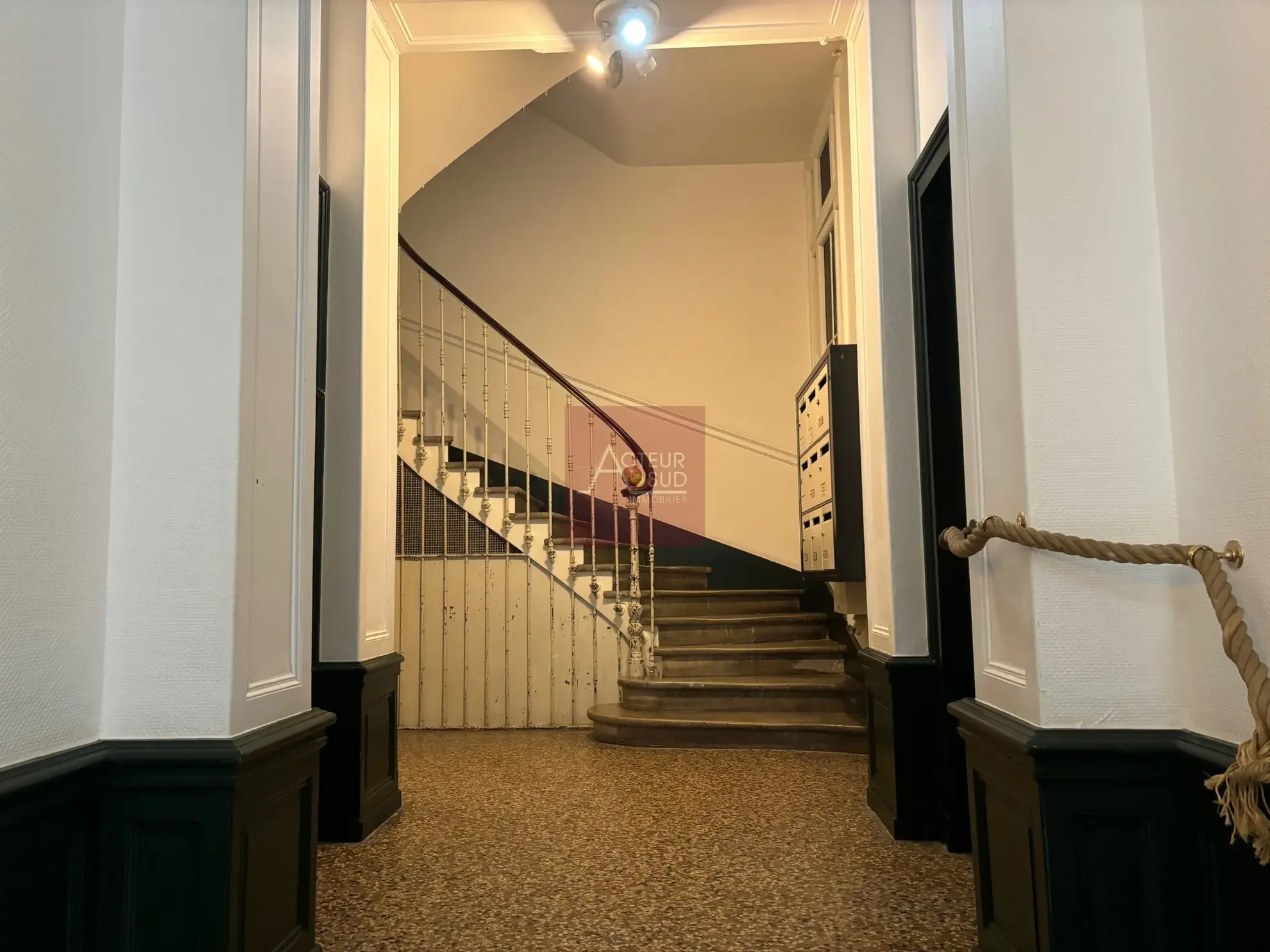 Appartement 3 pièces rénové à Montpellier Centre avec balcons 