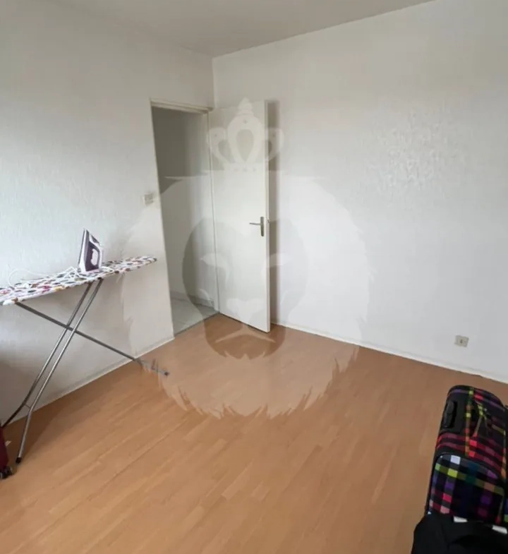 Bel appartement 4 pièces à Mulhouse avec parking et balcon, idéal famille ou investissement 