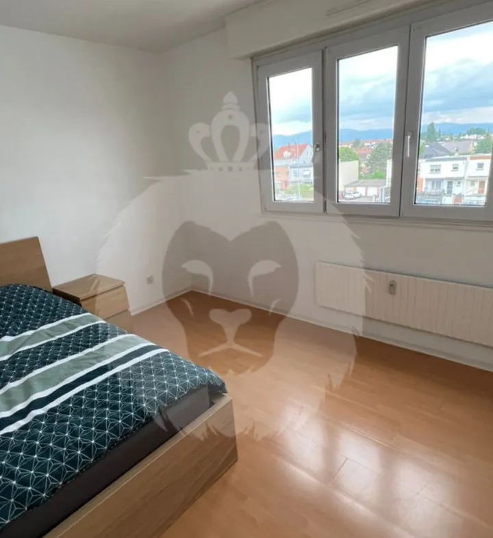 Bel appartement 4 pièces à Mulhouse avec parking et balcon, idéal famille ou investissement 