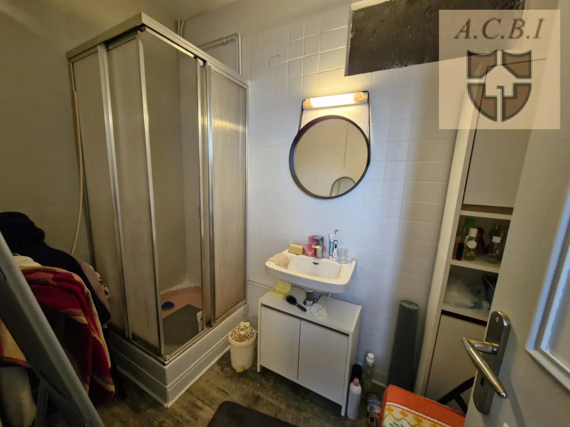 Maison de plain-pied à vendre à Ouzouer le Doyen, 67 m², terrain arboré 