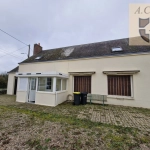 Maison de plain-pied à vendre à Ouzouer le Doyen, 67 m², terrain arboré