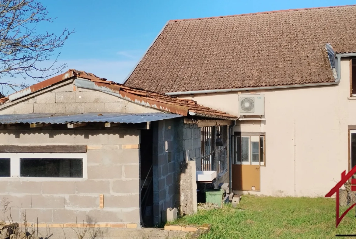 Maison 7 pièces de 229 m² à vendre à Bourmont, rénovation récente 