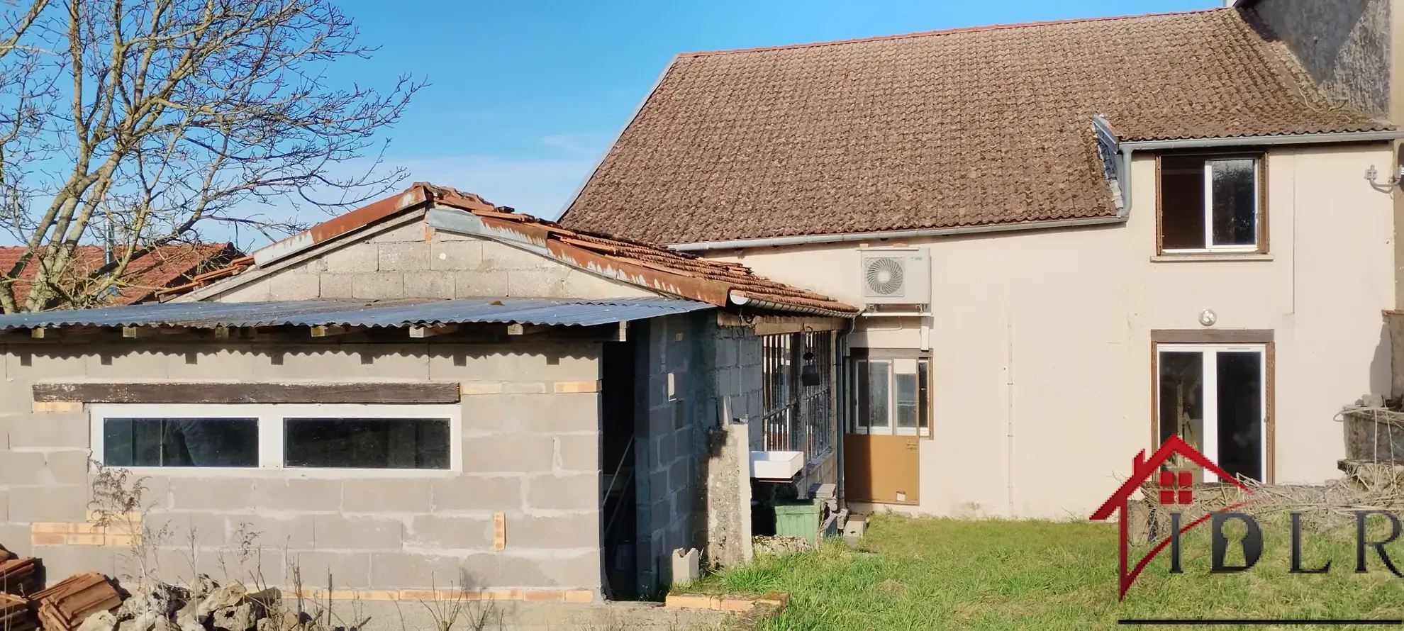 Maison 7 pièces de 229 m² à vendre à Bourmont, rénovation récente 