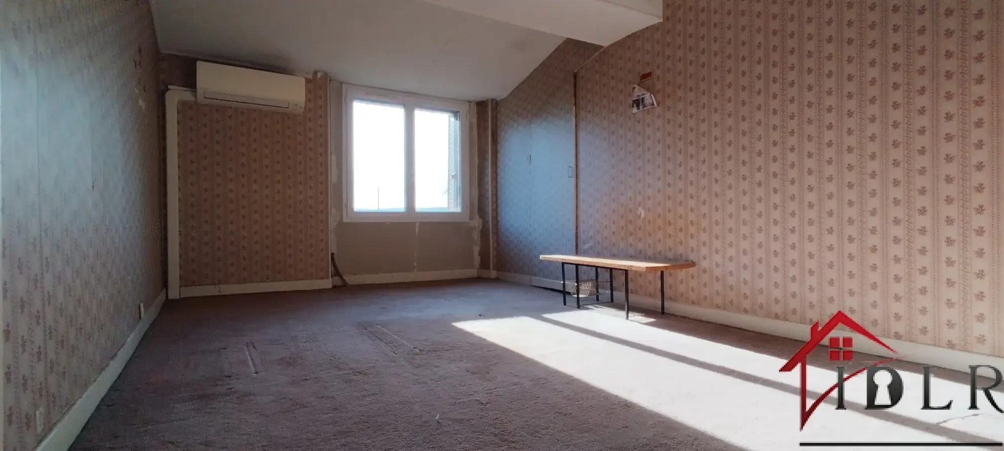 Maison 7 pièces de 229 m² à vendre à Bourmont, rénovation récente 