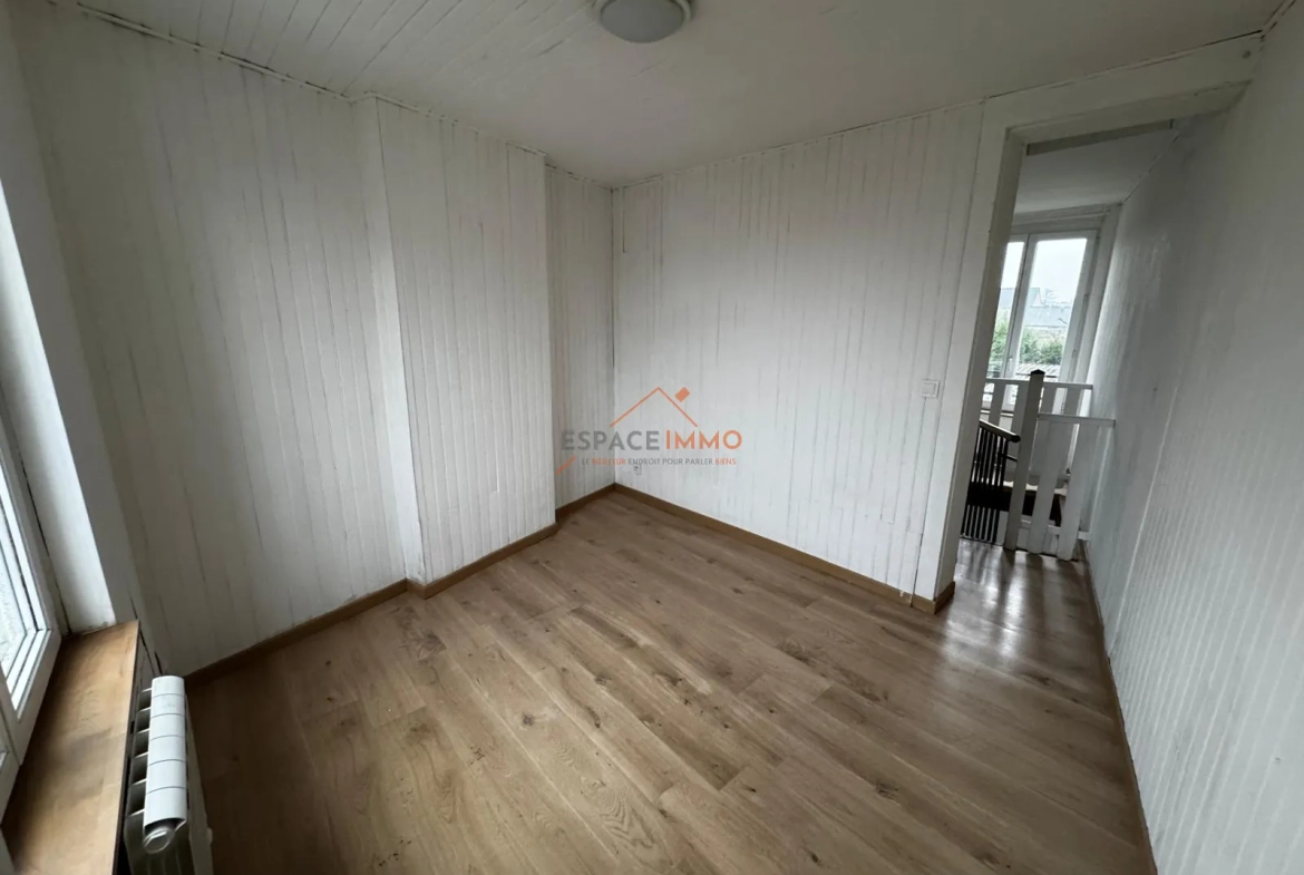 Maison à Renové à Raismes - 55 m² avec Jardin et Terrasse 