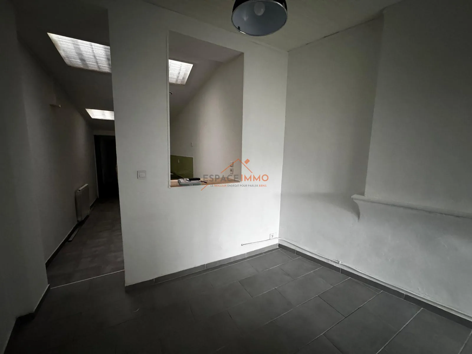 Maison à Renové à Raismes - 55 m² avec Jardin et Terrasse 