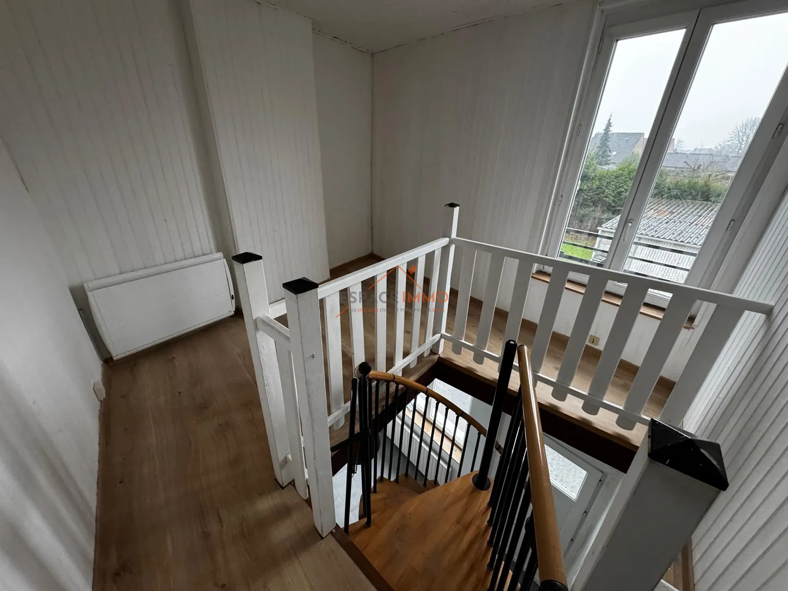 Maison à Renové à Raismes - 55 m² avec Jardin et Terrasse 