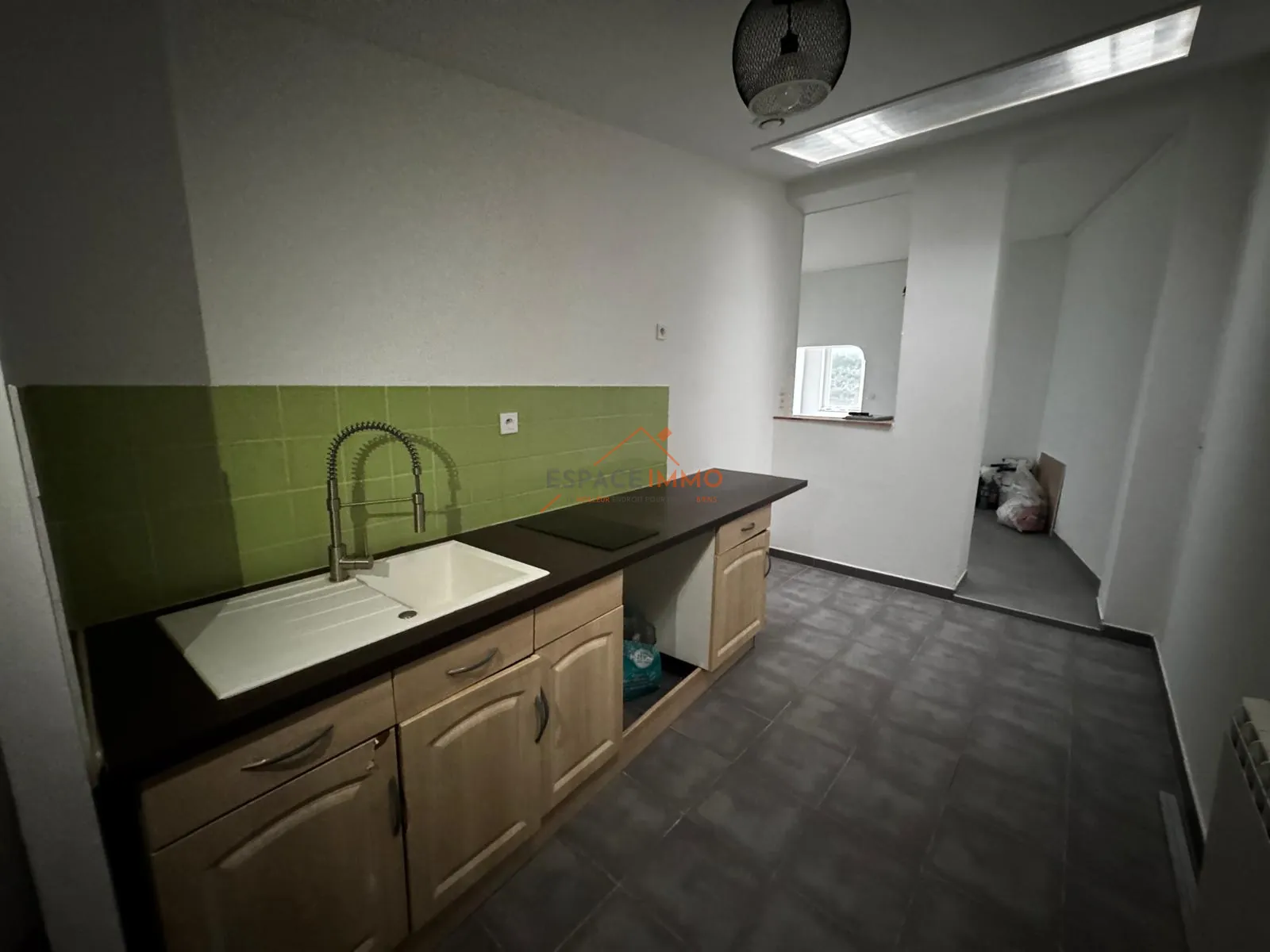 Maison à Renové à Raismes - 55 m² avec Jardin et Terrasse 