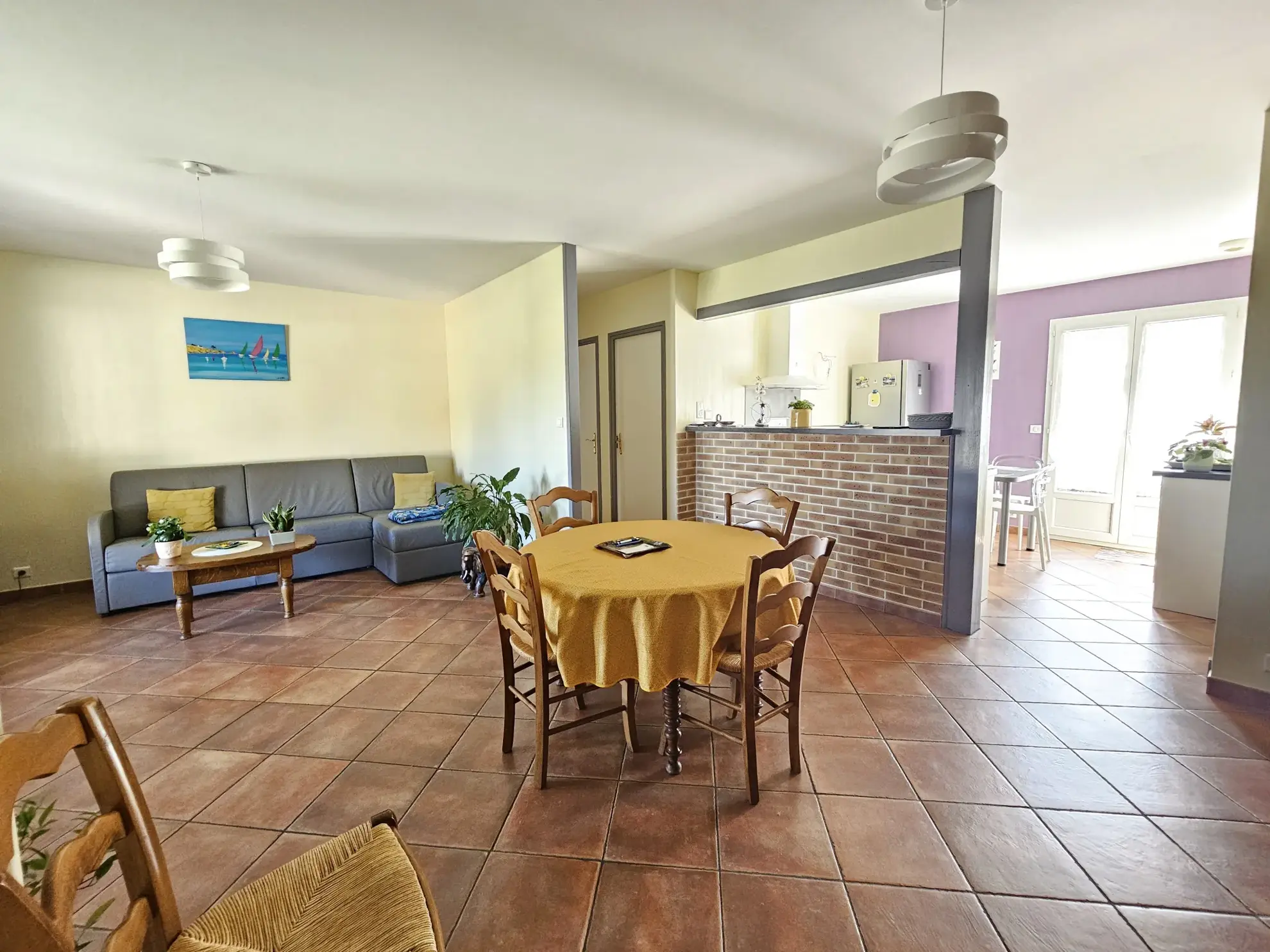 Belle maison de plain-pied avec jardin à Bellerive-sur-Allier 