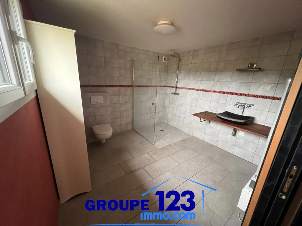 Maison de 133m² à vendre entre Aillant et Auxerre avec jardin et garage 